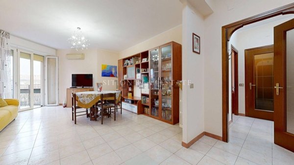 appartamento in affitto a Milano in zona Baggio