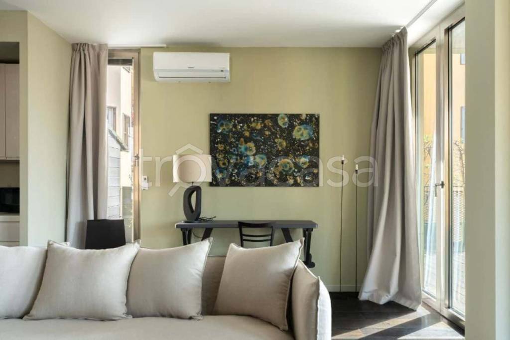 appartamento in affitto a Milano in zona Isola