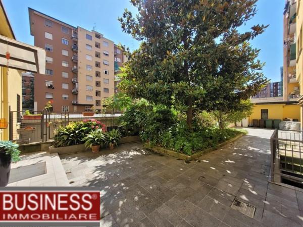 appartamento in affitto a Milano in zona Lorenteggio