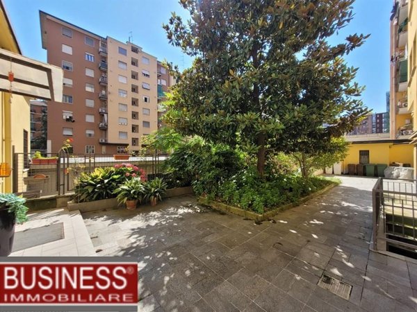 appartamento in affitto a Milano in zona Lorenteggio