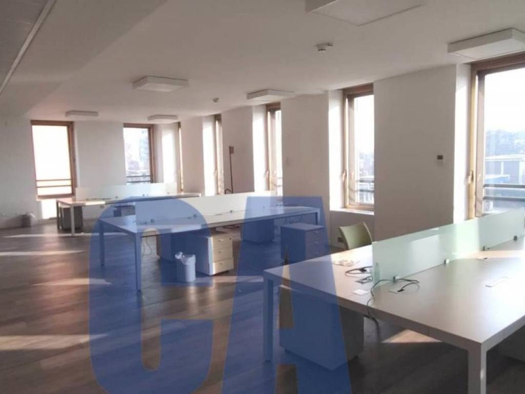 ufficio in affitto a Milano in zona Lambrate