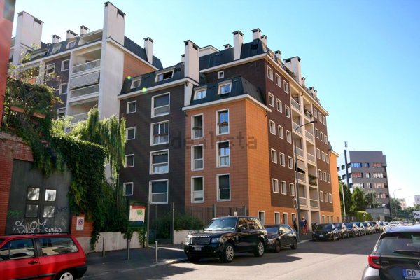 appartamento in affitto a Milano in zona Piazzale Lodi