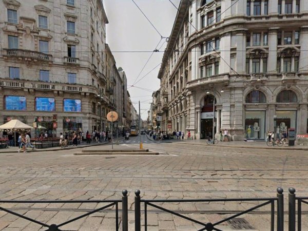 negozio in affitto a Milano