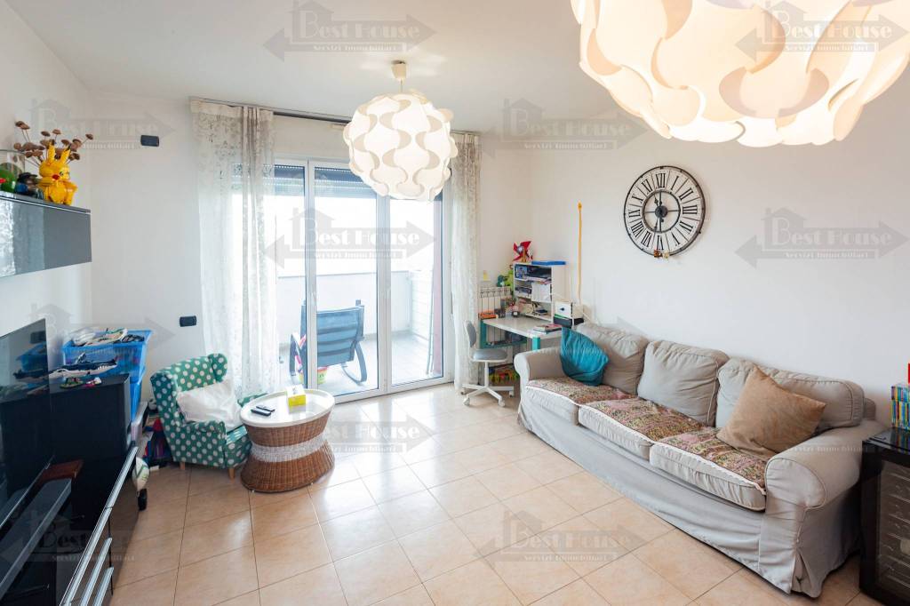 appartamento in affitto a Milano in zona Adriano