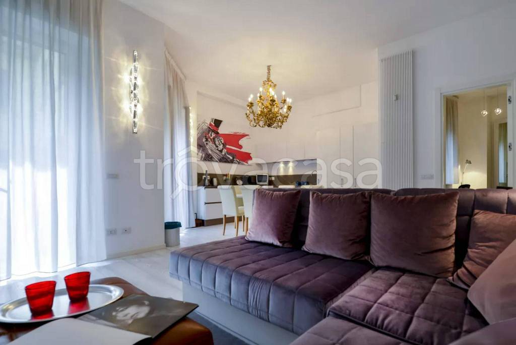 appartamento in affitto a Milano in zona Guastalla