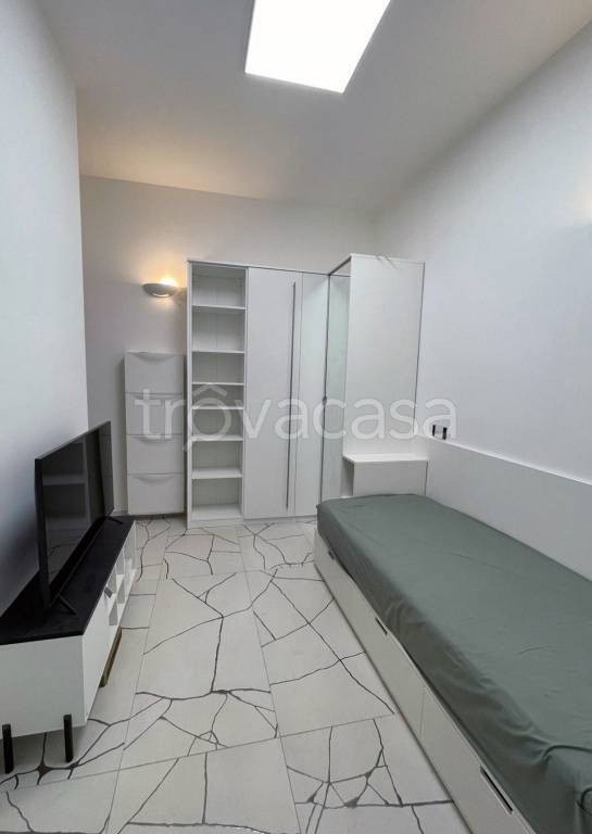 appartamento in affitto a Milano in zona Famagosta