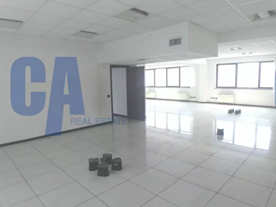 locale di sgombero in affitto a Milano in zona Gallaratese