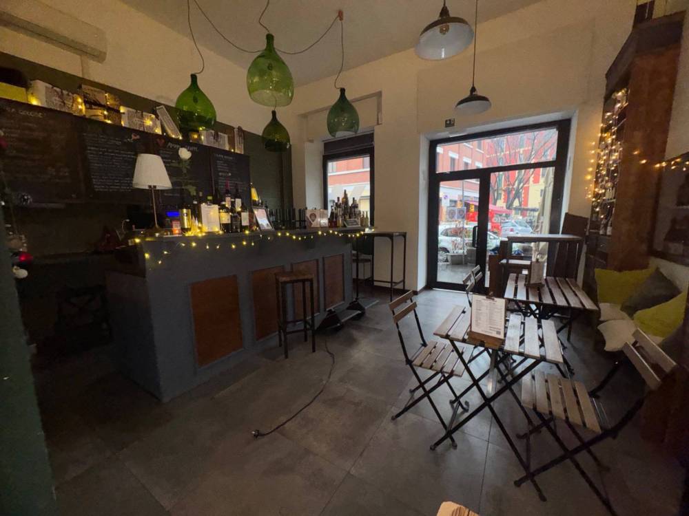 negozio in affitto a Milano in zona XXII Marzo