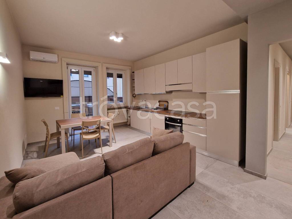 appartamento in affitto a Milano in zona Porta Genova