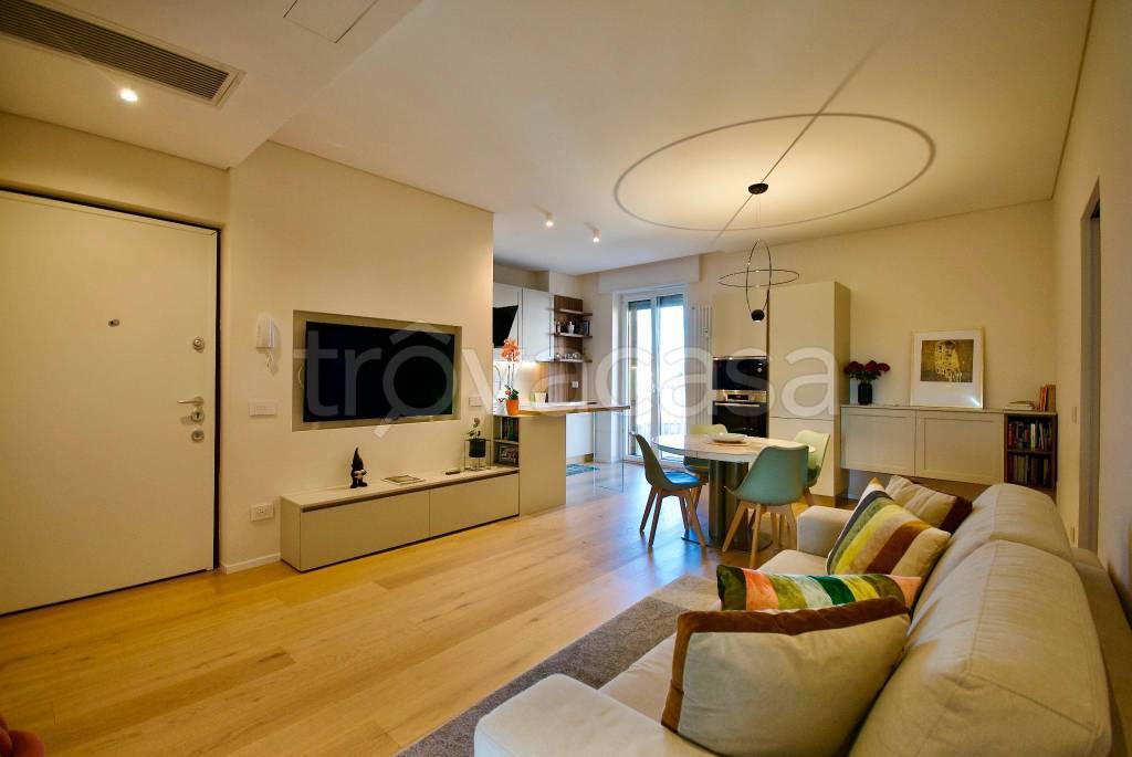 appartamento in affitto a Milano