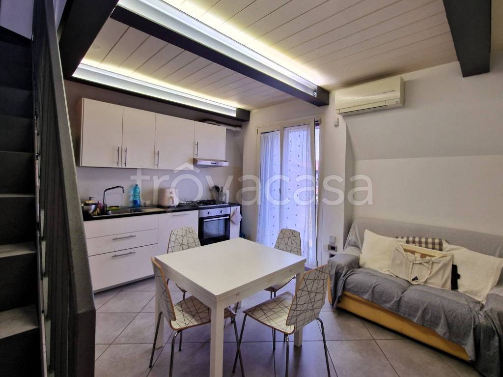 appartamento in affitto a Milano in zona Porta Romana