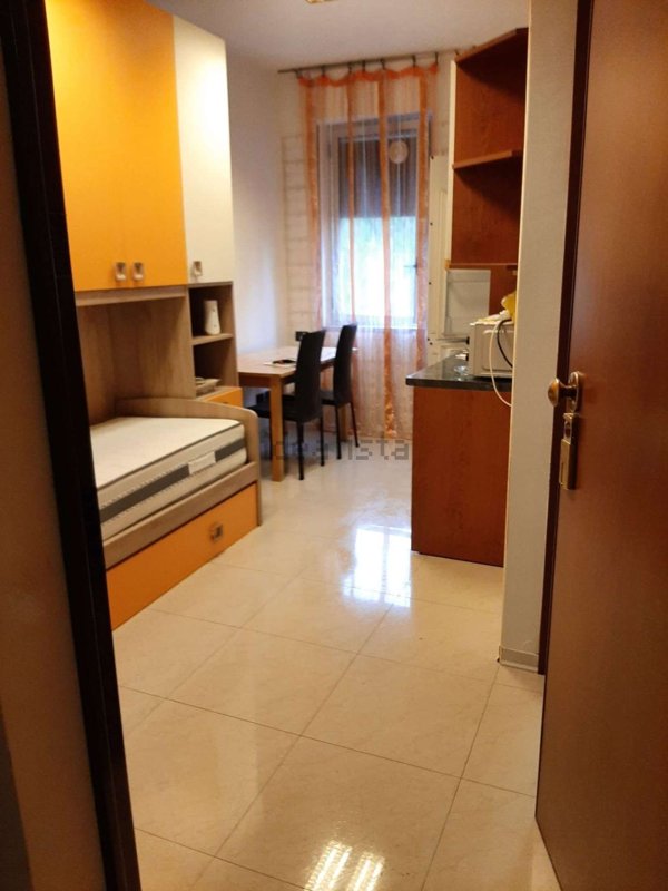 appartamento in affitto a Milano in zona Stadera