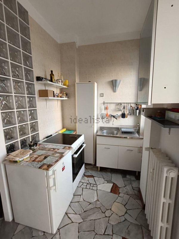 appartamento in affitto a Milano in zona Lorenteggio