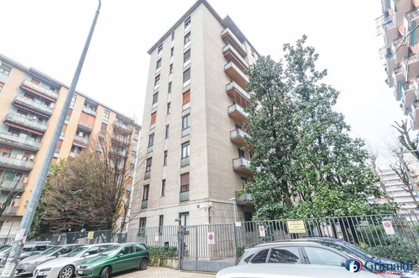 appartamento in affitto a Milano in zona Rembrandt