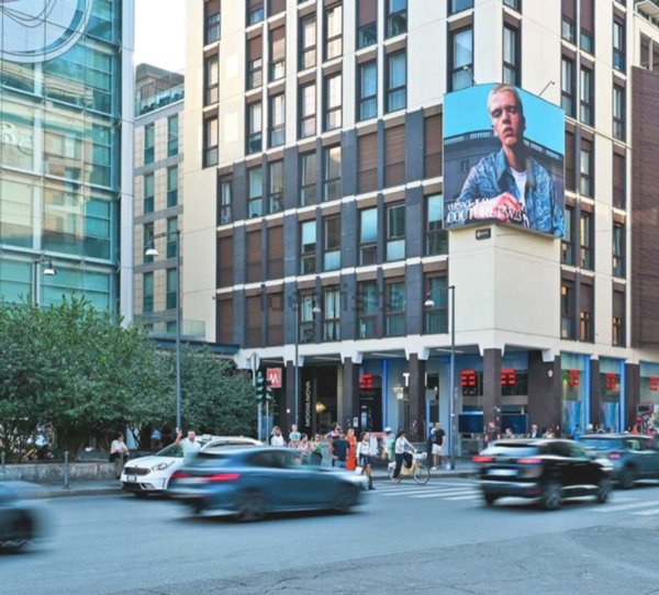 negozio in affitto a Milano