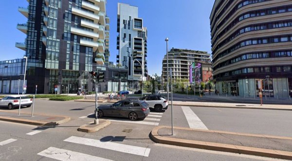 locale commerciale in affitto a Milano in zona Porta Nuova