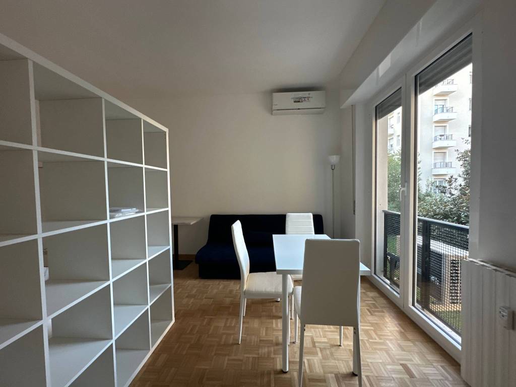 appartamento in affitto a Milano in zona Cinque Giornate