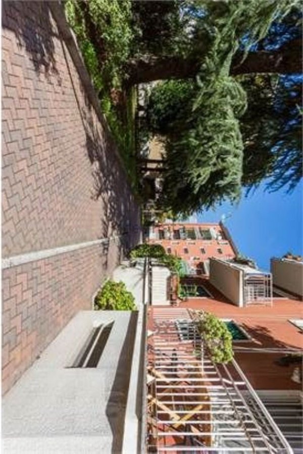 appartamento in affitto a Milano in zona Lorenteggio