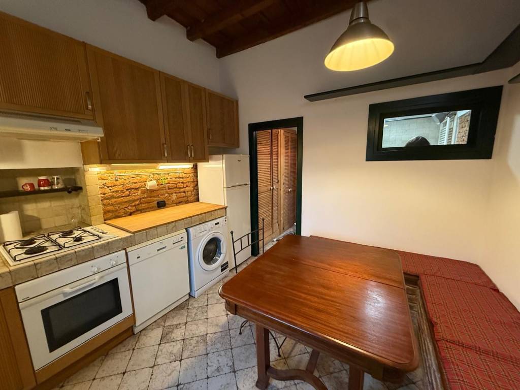 appartamento in affitto a Milano in zona Bocconi