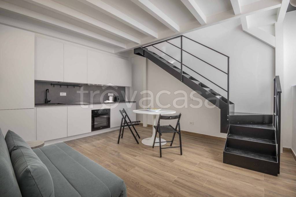 appartamento in affitto a Milano in zona Porta Romana