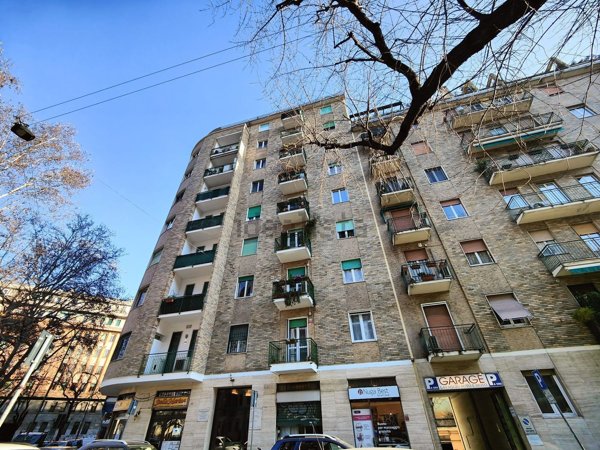 negozio in affitto a Milano