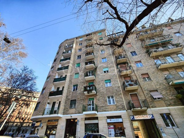 negozio in affitto a Milano