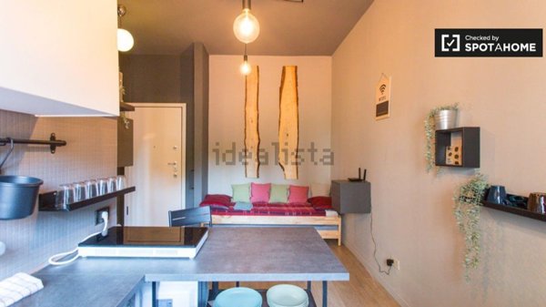 appartamento in affitto a Milano in zona Famagosta