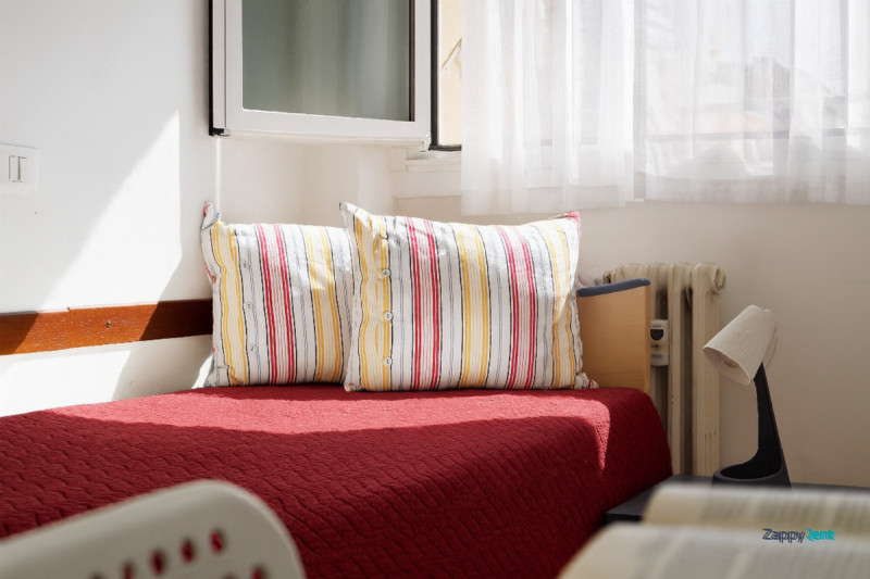 negozio in affitto a Milano in zona Quarto Cagnino