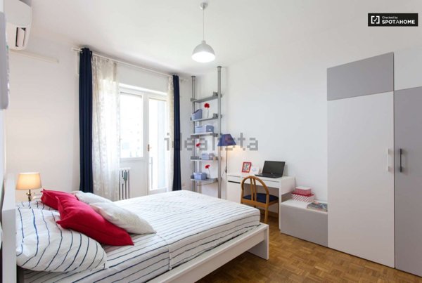 appartamento in affitto a Milano in zona Piazzale Lodi