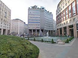 negozio in affitto a Milano