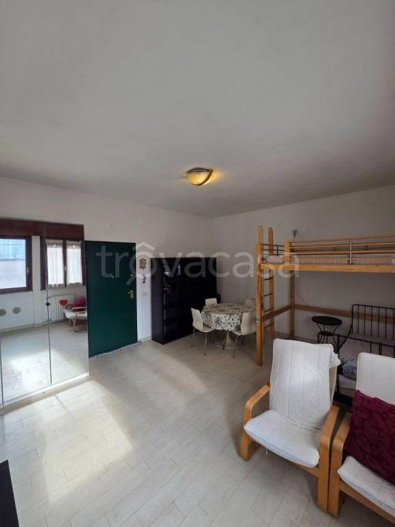 appartamento in affitto a Milano in zona Affori