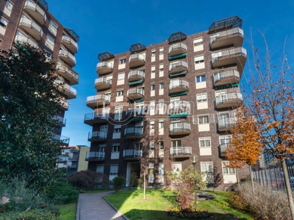 ufficio in affitto a Milano