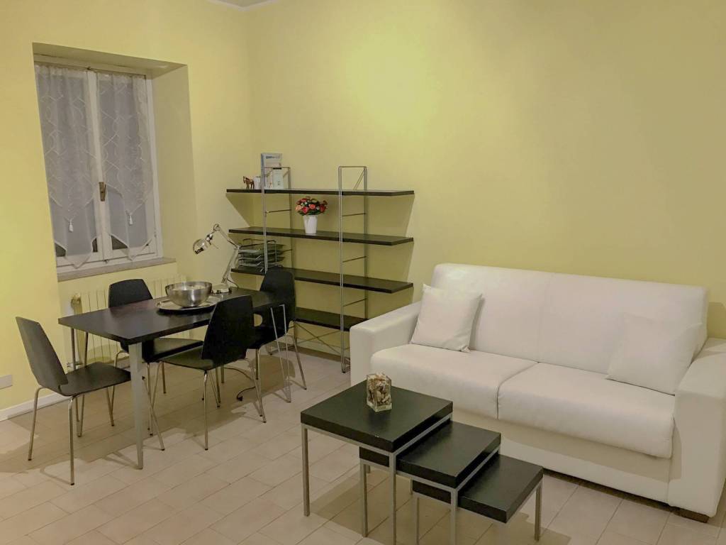 appartamento in affitto a Milano in zona Bocconi