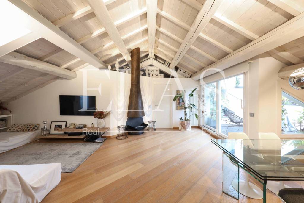 appartamento in affitto a Milano in zona Cadorna