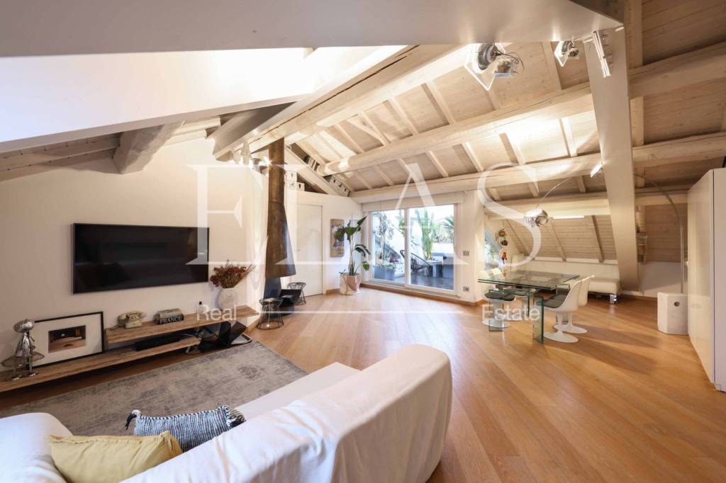 appartamento in affitto a Milano in zona Cadorna