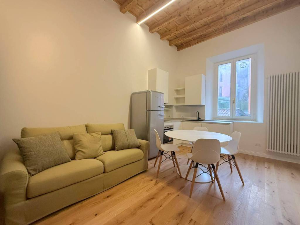 appartamento in affitto a Milano in zona Sant'Ambrogio