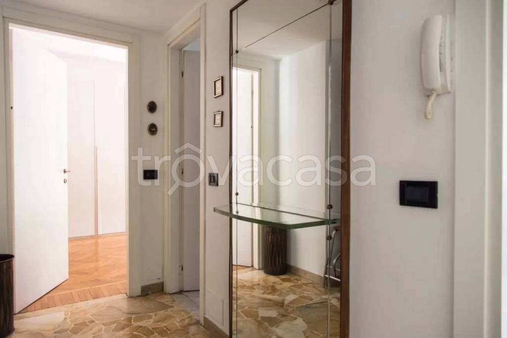 appartamento in affitto a Milano in zona Morivione