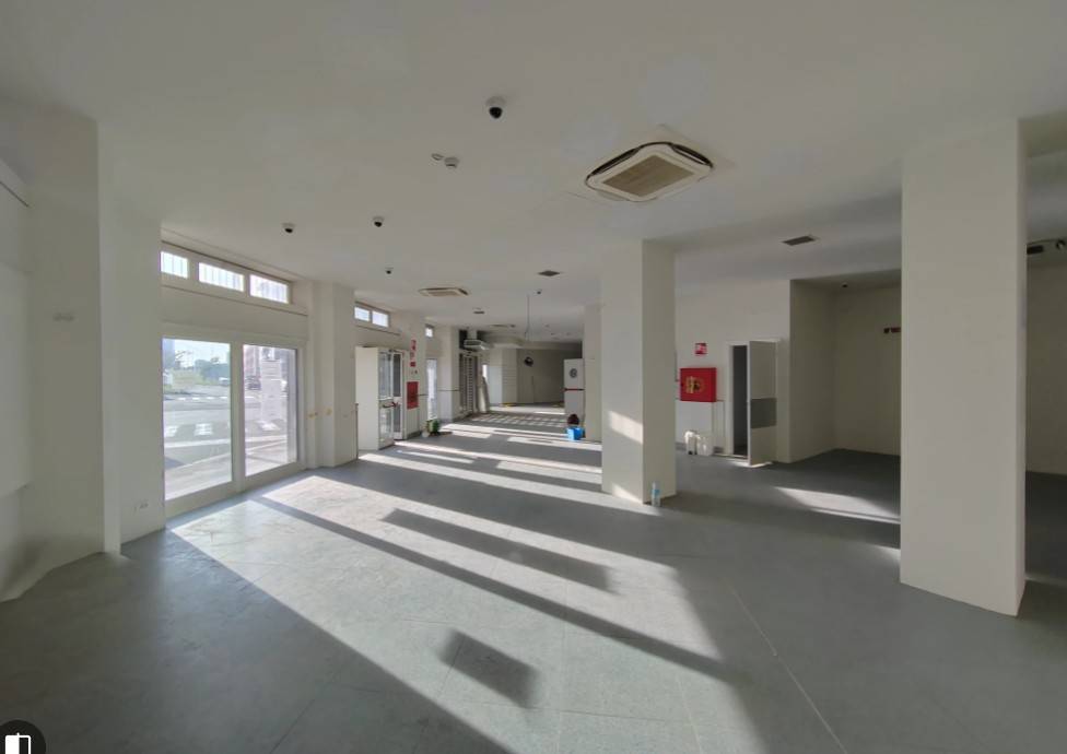 negozio in affitto a Milano in zona Barona