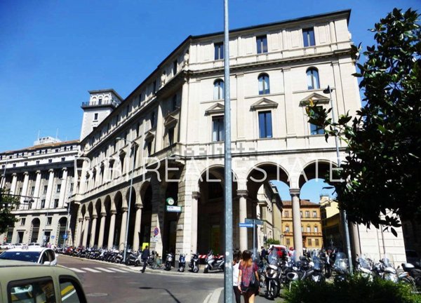 negozio in affitto a Milano