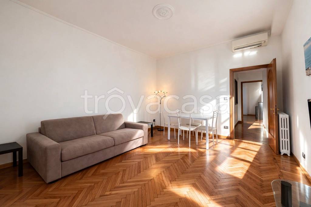 appartamento in affitto a Milano in zona Ghisolfa