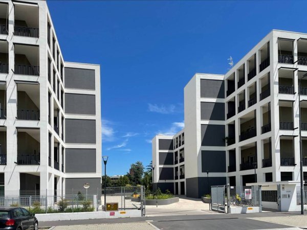 negozio in affitto a Milano in zona Vigentino