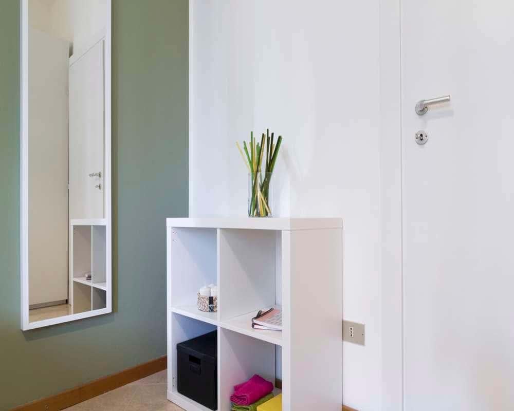 negozio in affitto a Milano in zona Lorenteggio