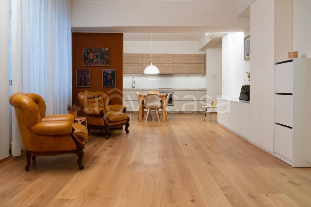 appartamento in affitto a Milano in zona Solari