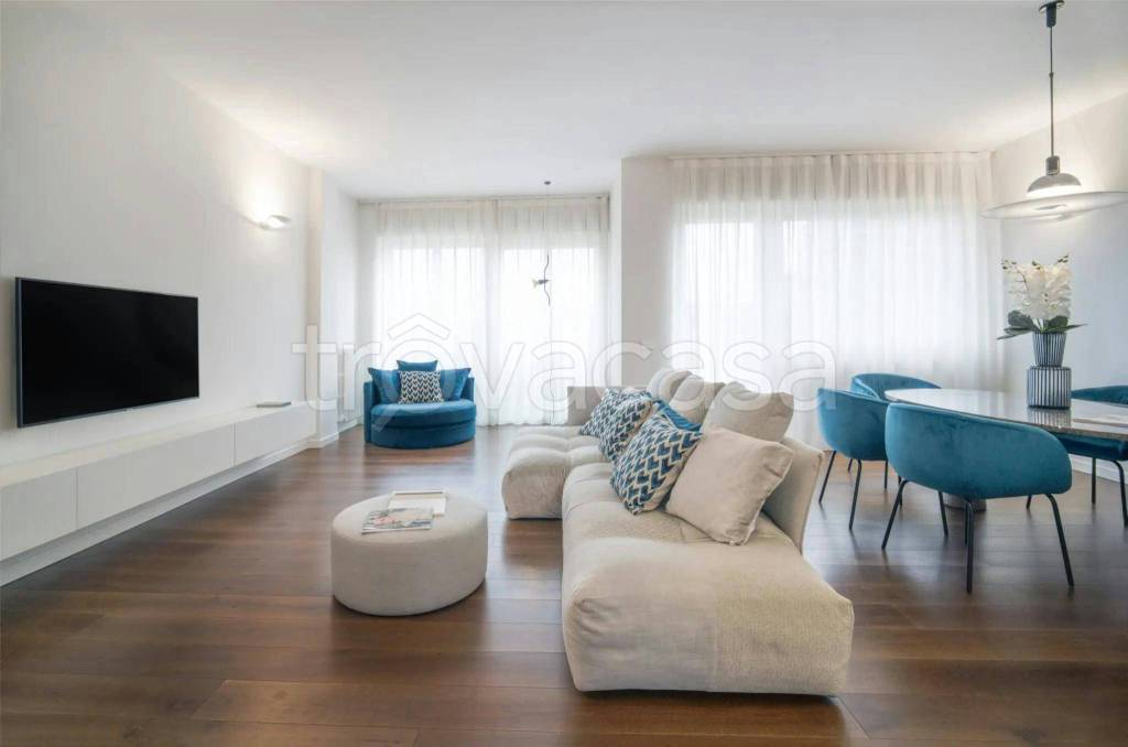 appartamento in affitto a Milano in zona Sempione