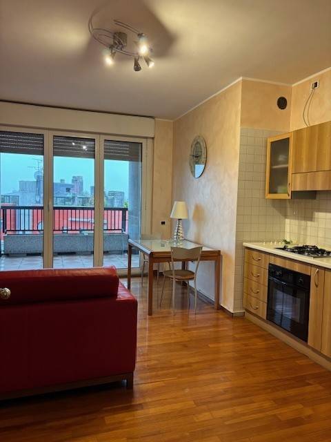 appartamento in affitto a Milano in zona Piazzale Lodi