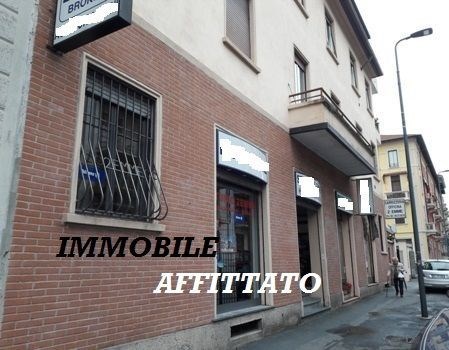 negozio in affitto a Milano in zona Affori