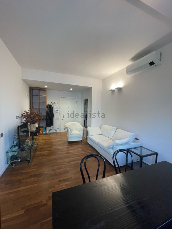 appartamento in affitto a Milano in zona Lorenteggio