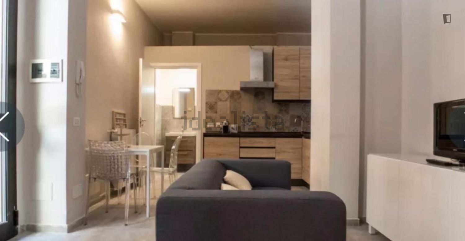 appartamento in affitto a Milano in zona Famagosta