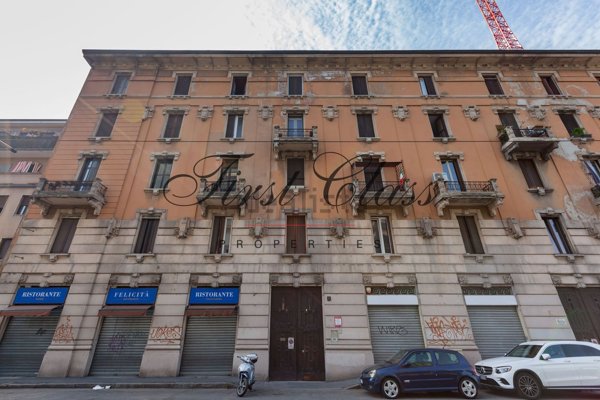 appartamento in affitto a Milano in zona Lorenteggio