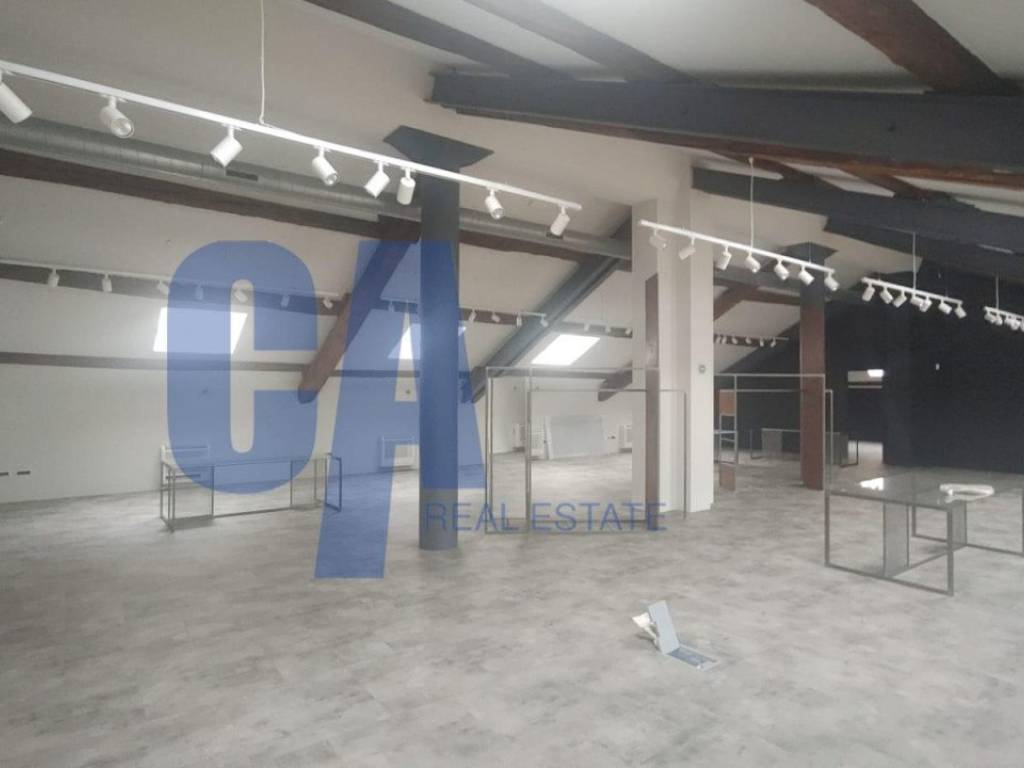 ufficio in affitto a Milano in zona Centro Direzionale